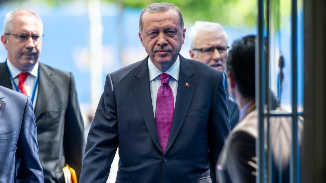 Турция предупреди, че времето на Швеция и Финландия за НАТО изтича