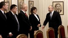 Радев връчва третия мандат на БСПДържавният глава Румен Радев ще