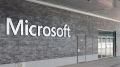 Microsoft Corp разширява достъпа до станалия изключително популярен футуристичен чатбот