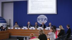 Бизнесът разкритикува остро енергийната стратегия представена от служебния енергиен министър