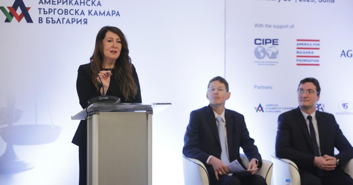 Корупцията е сред големите проблеми на България по пътя ѝ