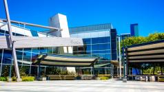 Компанията майка на Google – Alphabet Inc – съкращава около