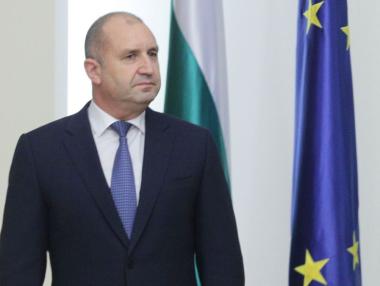 Радев: Гълъб Донев остава служебен премиер