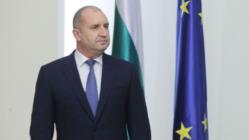 Радев: Гълъб Донев остава служебен премиер