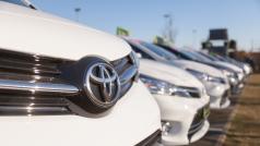 Групата Toyota Motor Corp отново изпреварва германската Volkswagen AG и