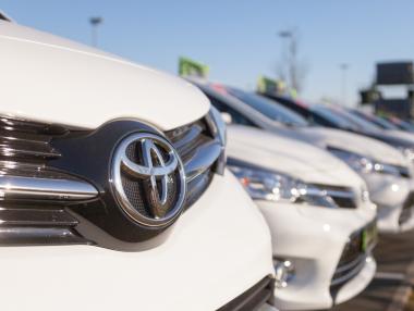 Toyota запазва световната автомобилна корона