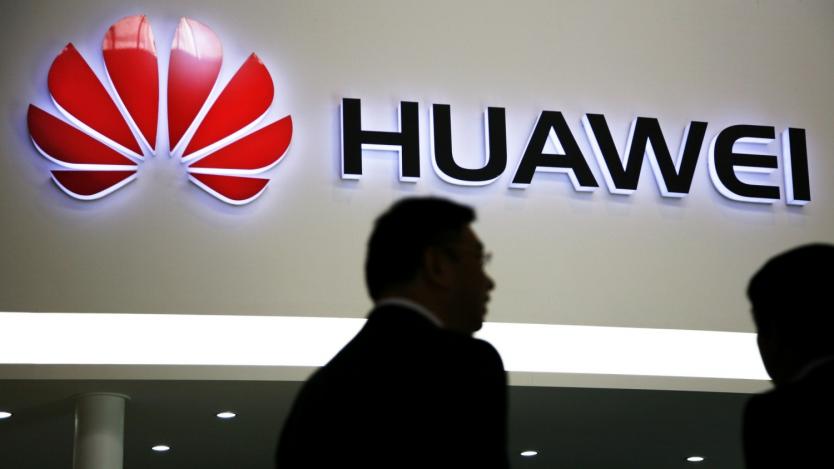 Байдън отрязва напълно достъпа на Huawei до американски компоненти