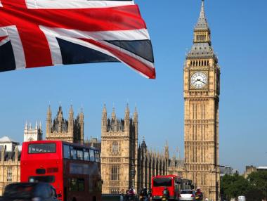 „По-бедна и изостанала“: Как Брекзит повлия на британската икономика?