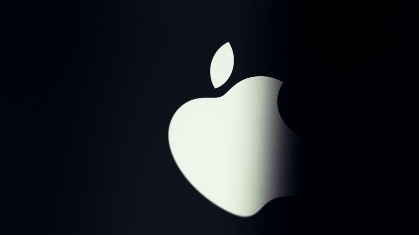 Защо Apple единствена избягва масовите съкращения?