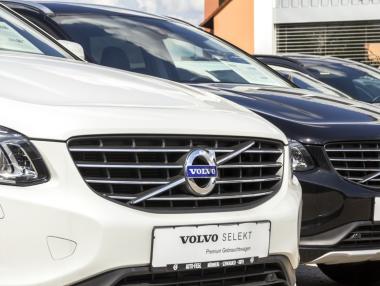 Volvo се подготвя за токов удар