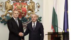 Радев преназначи служебното правителство на Гълъб ДоневПрезидентът Румен Радев подписа