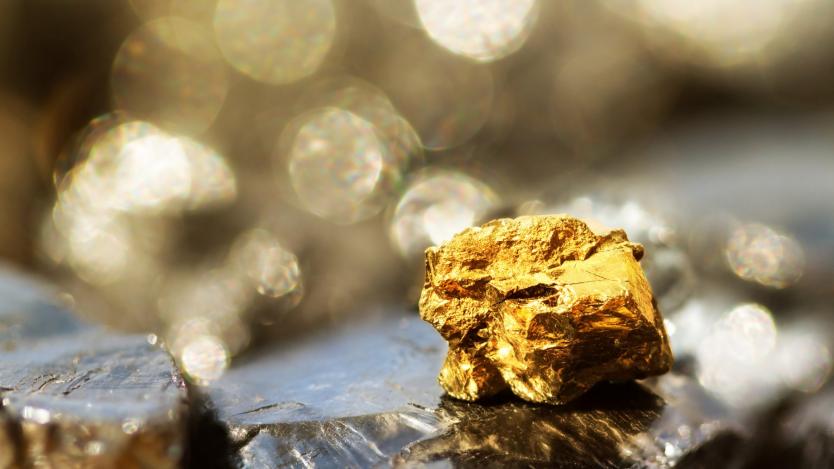 Най-голямата компания за добив на злато в света опитва да купи конкурент