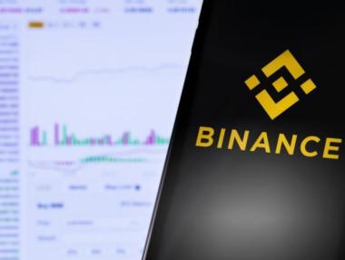 Binance временно спира депозитите и тегленията в щатски долари