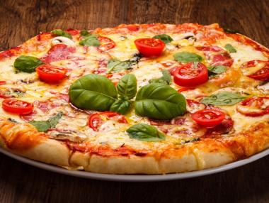 България е в топ 3 по скок на цената на пицата в ЕС