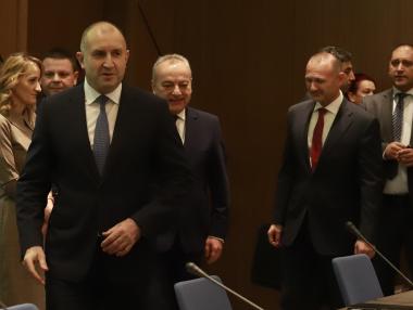 „Грийнпийс“ дава на съд новата визия за развитие на енергетиката