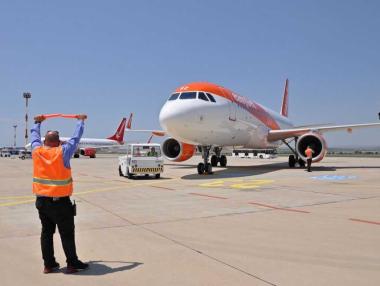 ЕК позволи нова отсрочка за концесионните такси на летищата Варна и Бургас