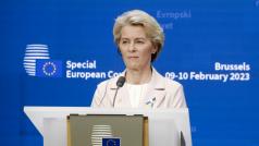 Европейската комисия завиши минимално прогнозата си за икономическото развитие на