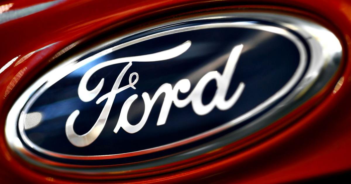 Ford планира да съкрати едно от всеки девет работни места