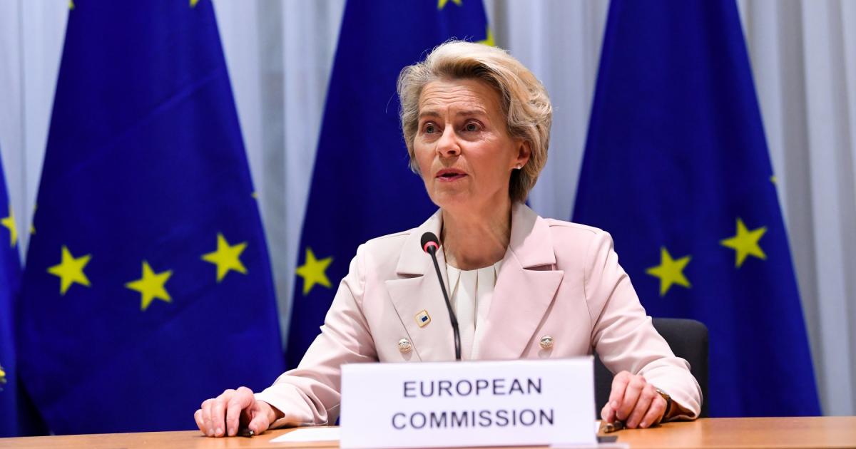 Европейският съюз разшири черния си списък на данъчни убежища с