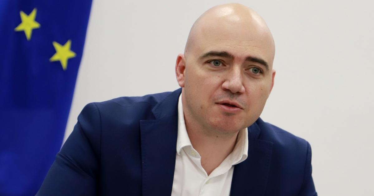 Г-н Димитров, многократно сте казвали, че рекламата е приоритет във