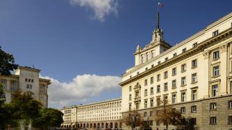 Защо България е толкова бедна? ChatGPT има отговор