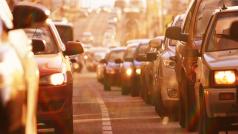 Разходите за нови автомобили в Русия са намалели наполовина през