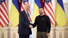 Американският президент Джо Байдън изненадващо се появи в Киев в
