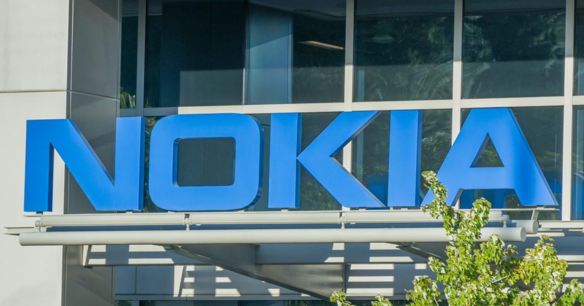 Производителят на смартфони с марка Nokia HMD Global Oy обмисля