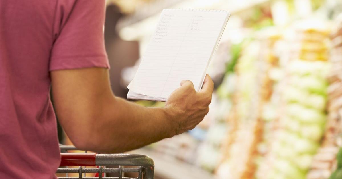 В борбата с високите цени на храните в България се