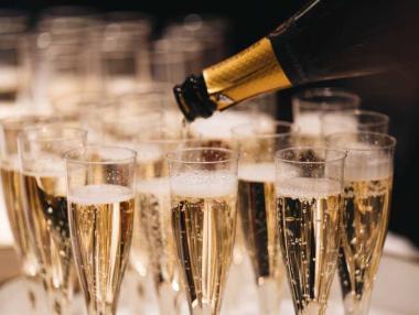 Възходът на вдовиците: Малко известната история на шампанското