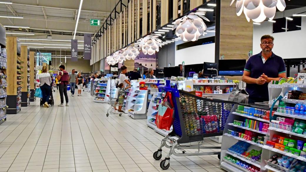 Френските супермаркети ще продават „на възможно най-ниска цена“