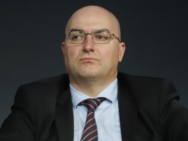 „Времената на ниски лихви свършиха. Бъдете по-консервативни“