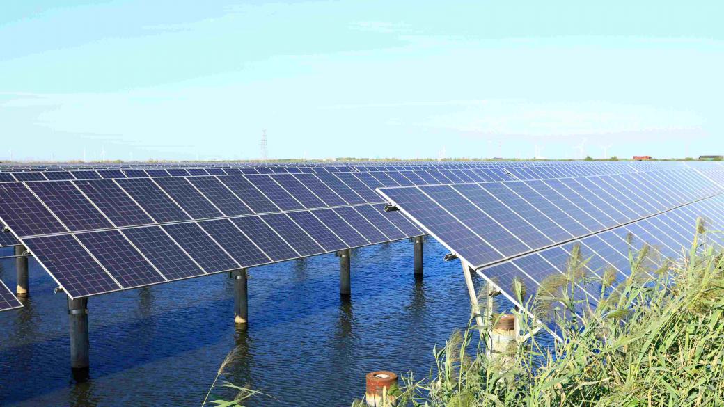 Плаващата соларна централа в язовир „Огоста“ ще заработи до 4 години