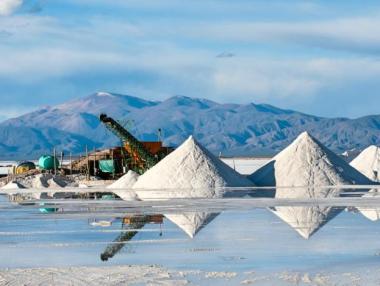 Иран откри второто най-голямо находище на литий в света