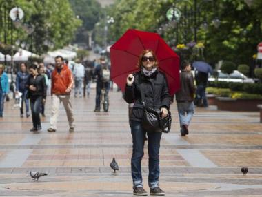 Вечерни новини: Къде работят българските жени; Kaufland определя цените в България като „атрактивни“