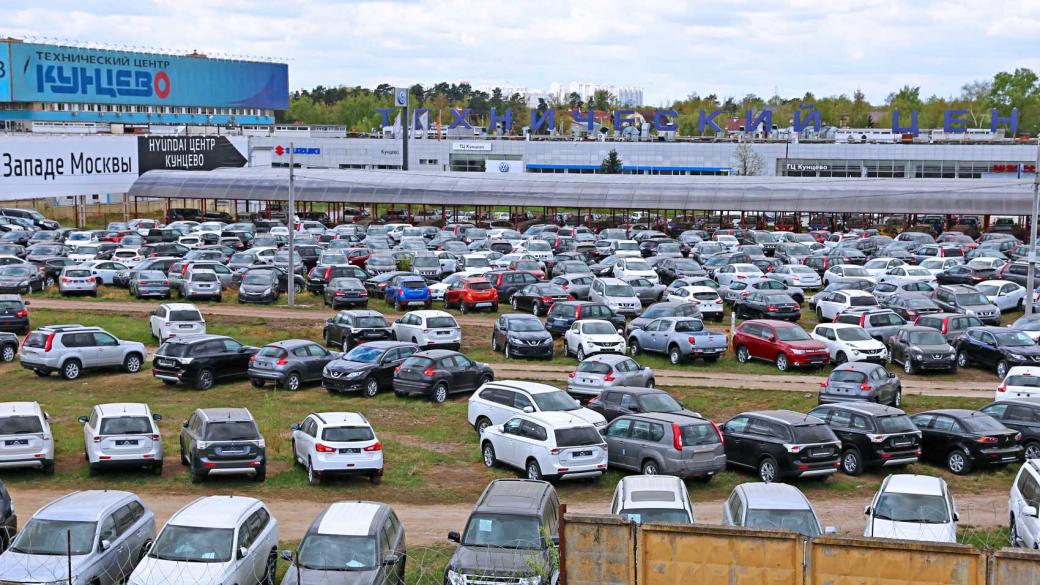 Hyundai преговаря с Казахстан за продажба на руския си завод
