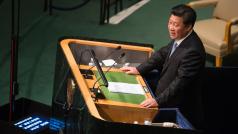 Си Дзинпин си осигури безпрецедентен трети петгодишен президентски мандат в
