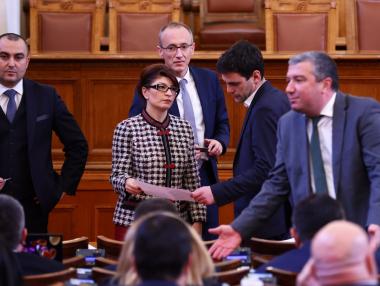 „Галъп“ вижда само пет партии в новия парламент