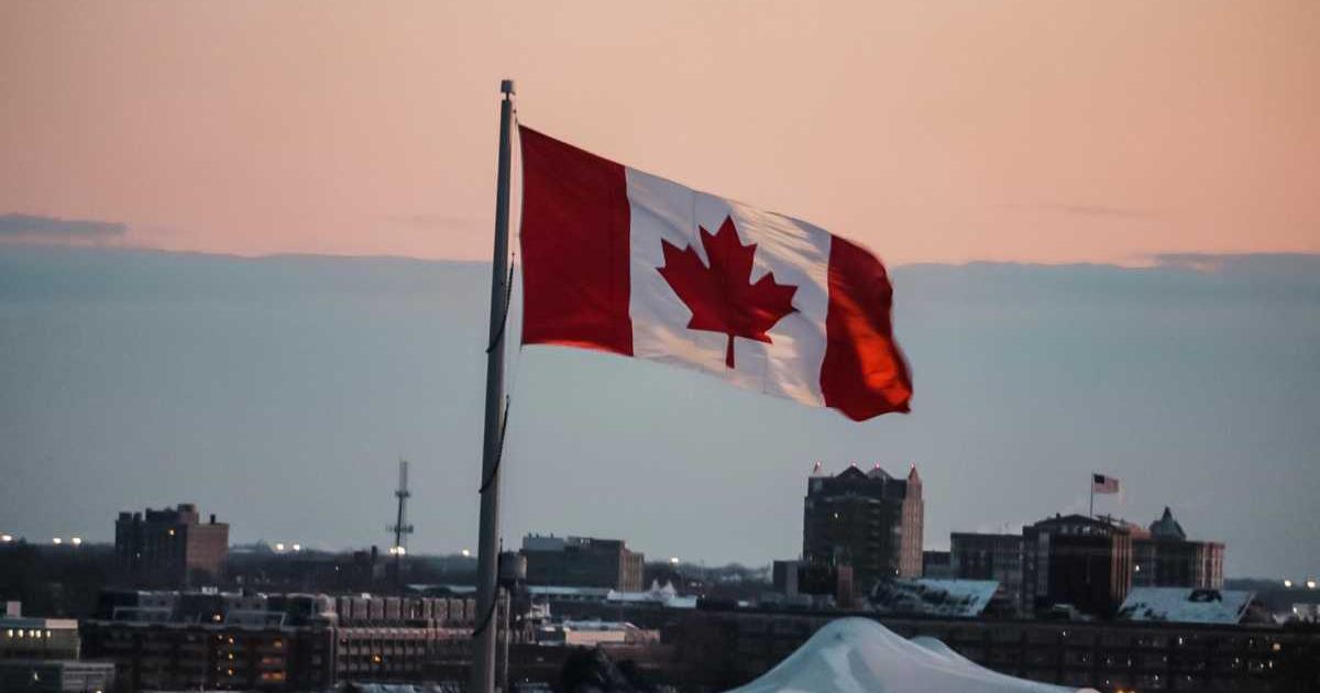 Канада забранява вноса на всички руски алуминиеви и стоманени продукти