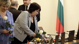 Бюджетът е в тежко състояние – правителството предлага вдигане на данъци и такси