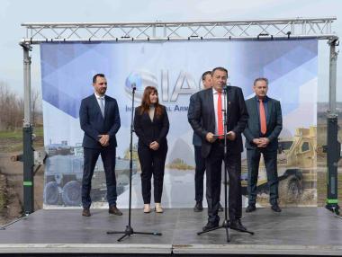 IAG ще строи завод за бронирани автомобили в Благоевград и Пловдив