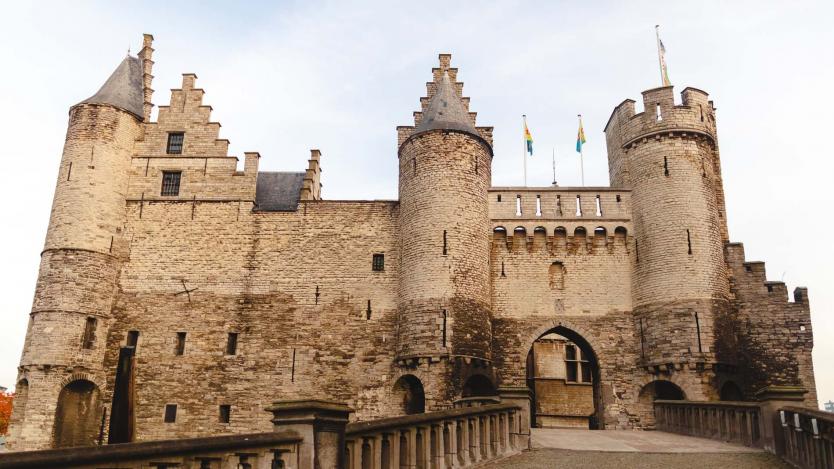 Търсите си замък за почивка в Европа? Вече е по-лесно да намерите