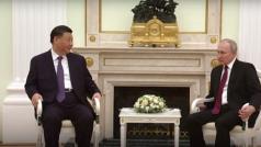 Руският президент Владимир Путин приветства своя скъп приятел и китайски