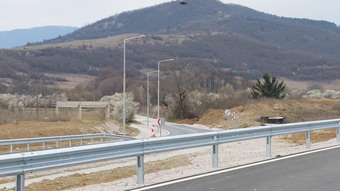 Галерия :: Снимка 3 :: Великденско чудо: Властта пуска 7.5 км от пътя Видин – Ботевград}