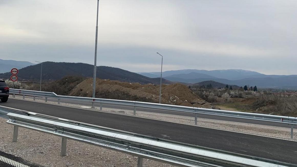 Галерия :: Снимка 5 :: Великденско чудо: Властта пуска 7.5 км от пътя Видин – Ботевград}