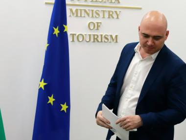 Търси се кой да ремонтира Стратегията за устойчиво развитие на туризма