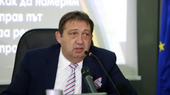 Шишков прави нов реверанс пред българските превозвачи за тол таксите