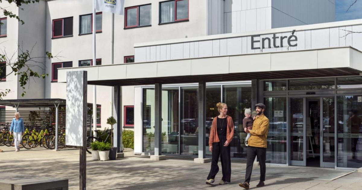 В един топъл августовски ден през 1964 г. огромна тълпа