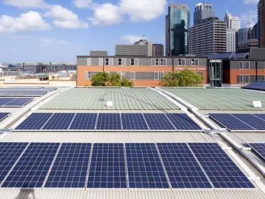 Варненският Delta Planet Mall инвестира 1 млн. лв. в соларни панели