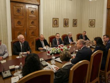 Бизнесът се оплака, че „Булгаргаз“ му продава 40% по-скъп газ